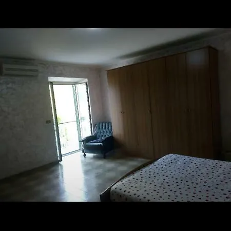 Πανσιόν Paradiso Melfa
